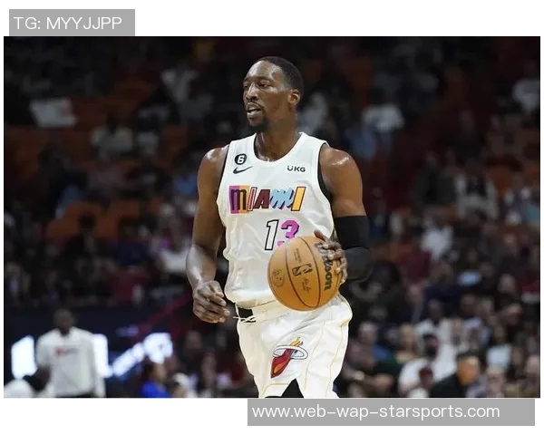 热火队宣布阿德巴约因右膝挫伤缺席本场比赛将不再回归 热火队宣布阿德巴约因右膝挫伤缺席本场比赛将不再回归