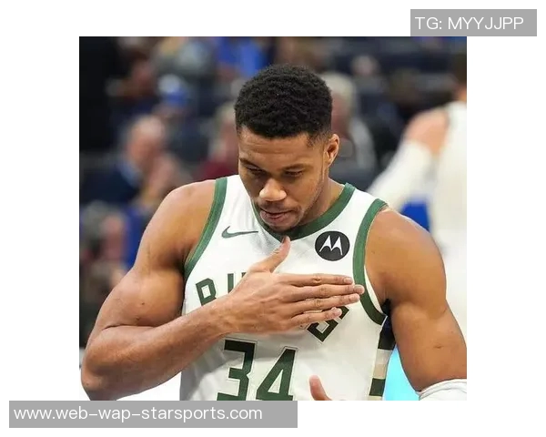 字母哥创历史新高前三场比赛得分破百篮板超四十助攻破十五