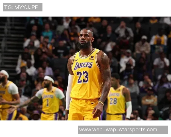 浓眉与詹姆斯揭幕战战绩对比揭示NBA历史中的输球尴尬纪录 浓眉与詹姆斯揭幕战战绩对比揭示NBA历史中的输球尴尬纪录
