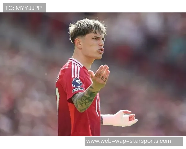 加纳乔创造历史成为首位代表两队欧冠进球的U21球员