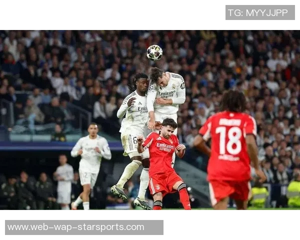 阿韦洛亚期待阿诺德出战瓦伦西亚掌控球队右路进攻